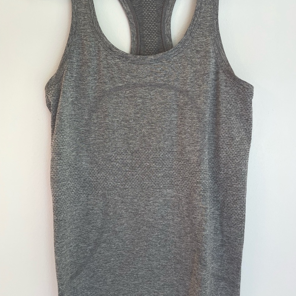 Lululemon Swiftly Tech Racer Back Tank Top 2.0 gray size 6
